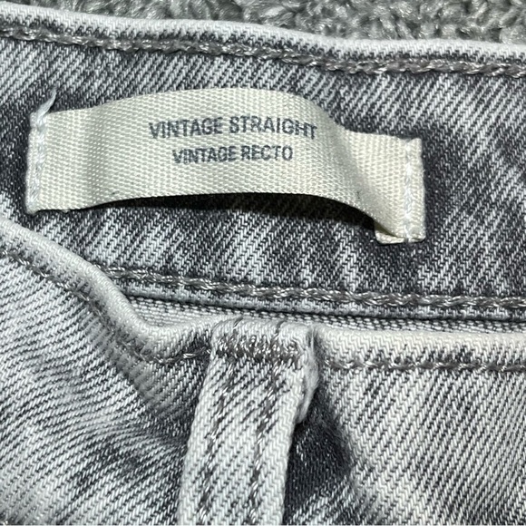 Universal Thread Vintage Straight Jeans Womens Size 12/25 Gray Denim Cropped - Picture 5 of 11